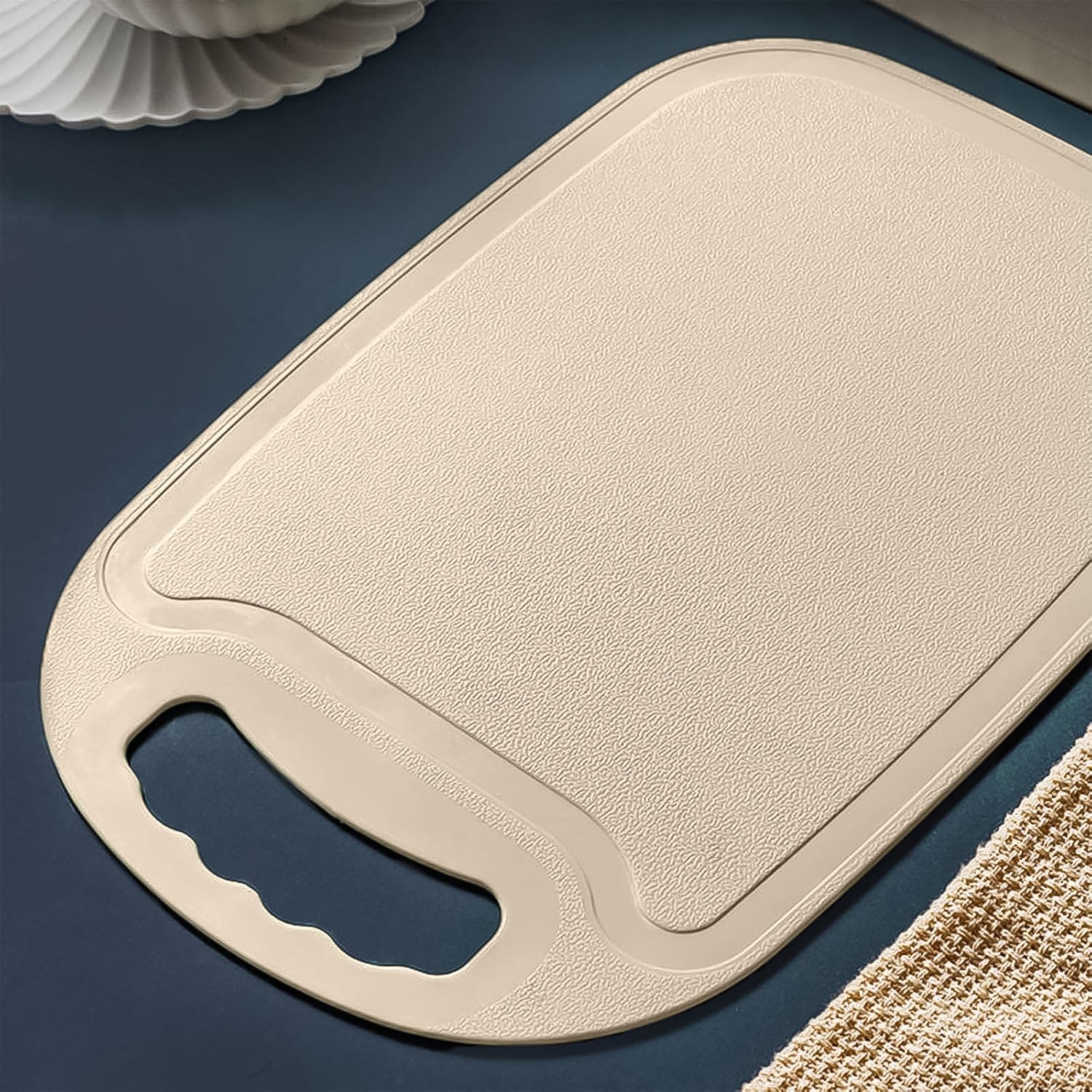 Durable Plastic Chopping Board 34x23 cm (1 Pc) Durable Plastic Chopping Board 34x23 cm (1 Pc)